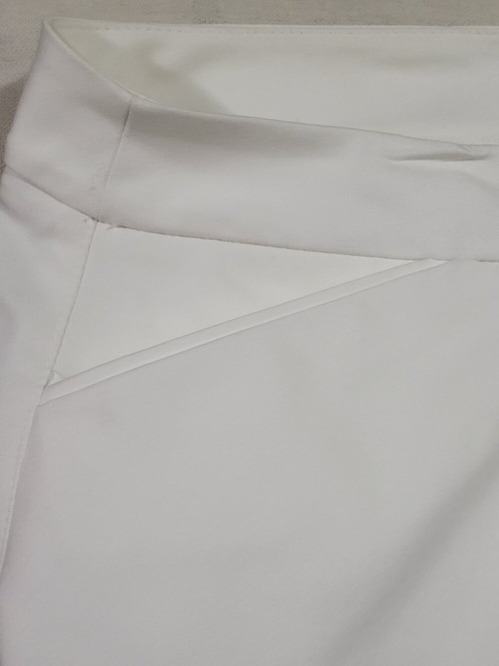 Chico's So Slimming White Ankle Pants Women's Size 2.5 (US 16) Pull-On Stretch - Picture 3 of 6
